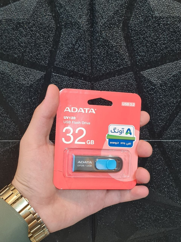 فلش 32 گیگابایتیUSB 3 برند ADATA