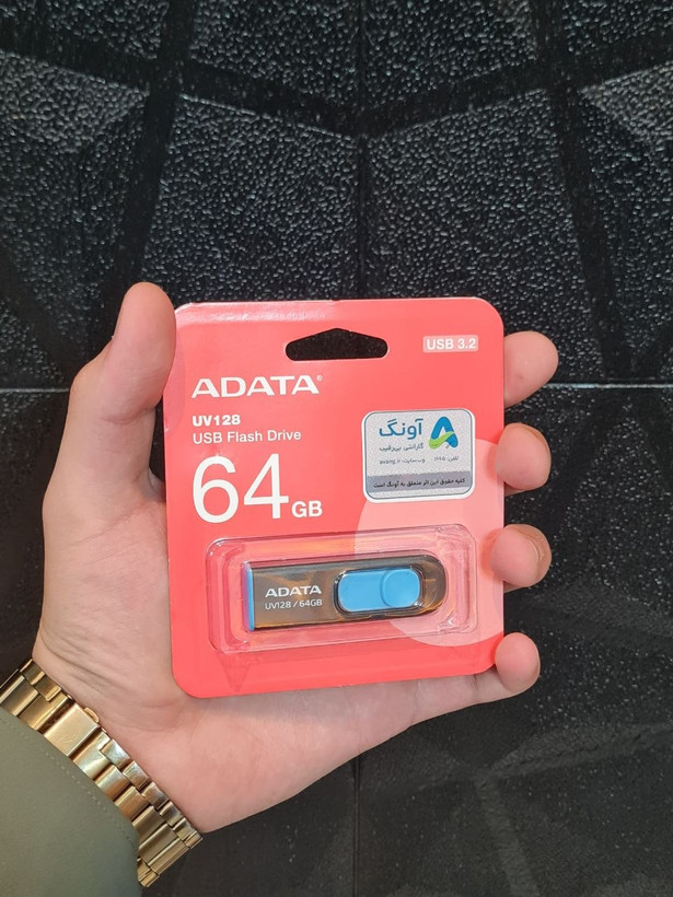 فلش مموری 64 گیگابایت USB 3 برند ADATA